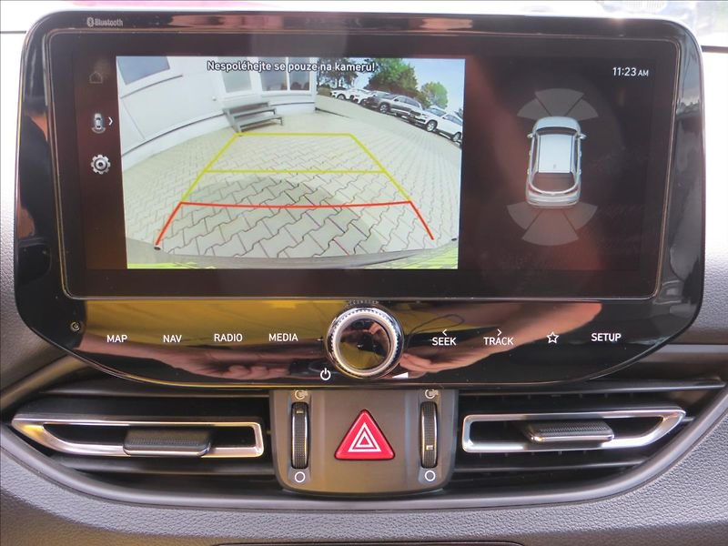 Hyundai i30 1,5 T-GDI M-Hev Style kombi - fotka 21 z 30