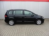 Volkswagen Touran 2,0 TDi Highline Navi - náhled 4