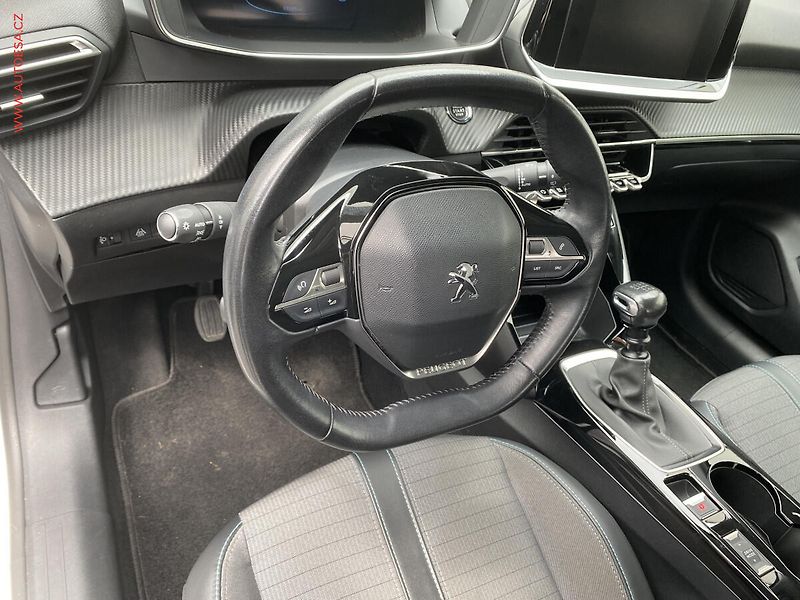 Peugeot 208 (2020) 1.2PT, Allure, panor - fotka 12 z 17