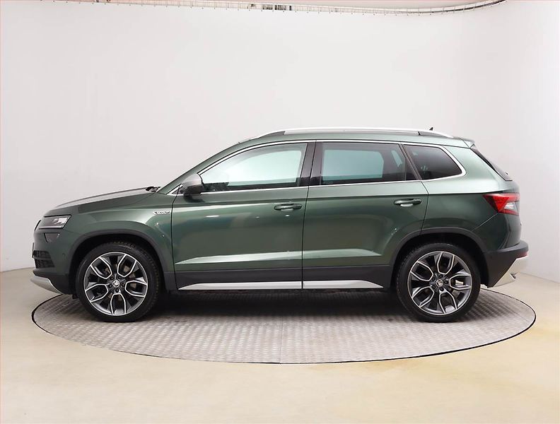 Škoda Karoq (2020) Scout 2.0 TDI - fotka 3 z 20