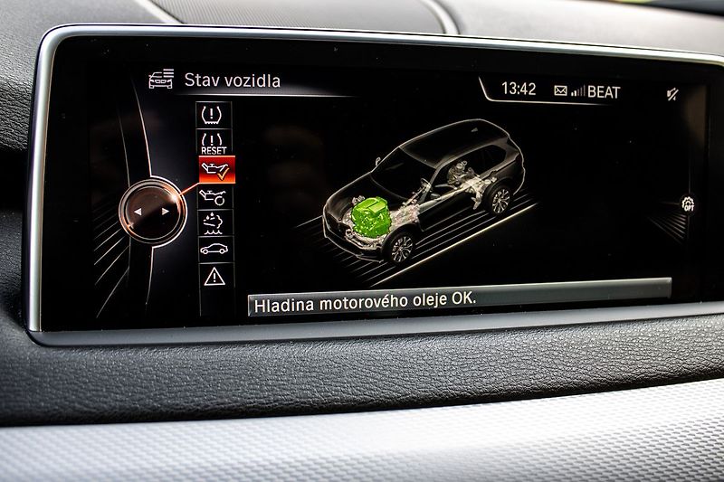 BMW X5 - fotka 25 z 51