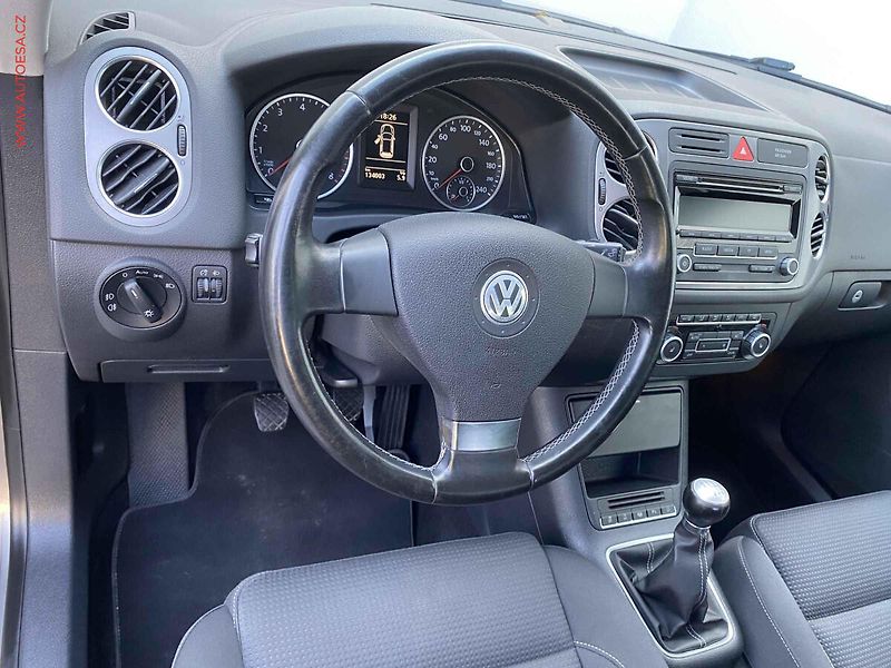 Volkswagen Tiguan (2010) 1.4TSi, Team, TZ - fotka 12 z 17