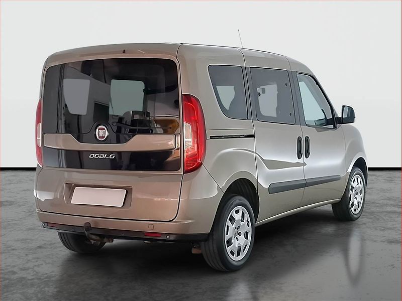 Fiat Dobló (2017) 1.4 T-Jet, 5Míst, ČR, 1Maj - fotka 5 z 16