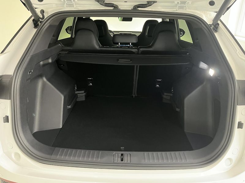 Omoda 7 (2026) 1.6 TGDI PREMIUM - fotka 9 z 14