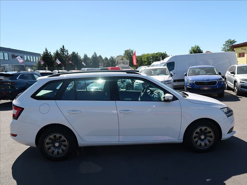 Škoda Fabia 1,0 TSi,70kW,1majČR,klima,DPH - fotka 5 z 24