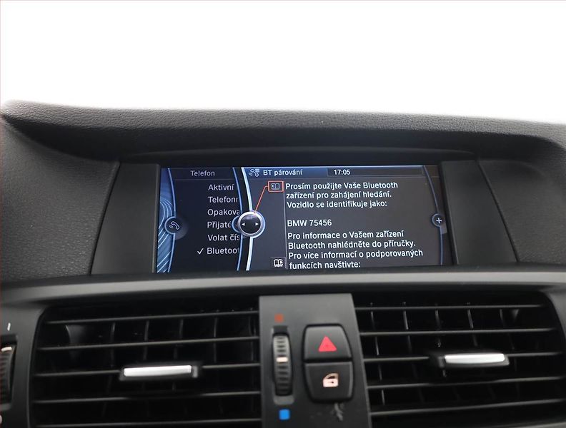 BMW X3 (2012) xDrive35d, 4X4, Automat - fotka 13 z 20