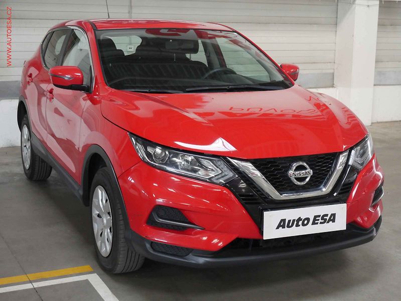 Nissan Qashqai (2020) 1.3 DIG-T, ČR, AC, temp - fotografie inzerátu