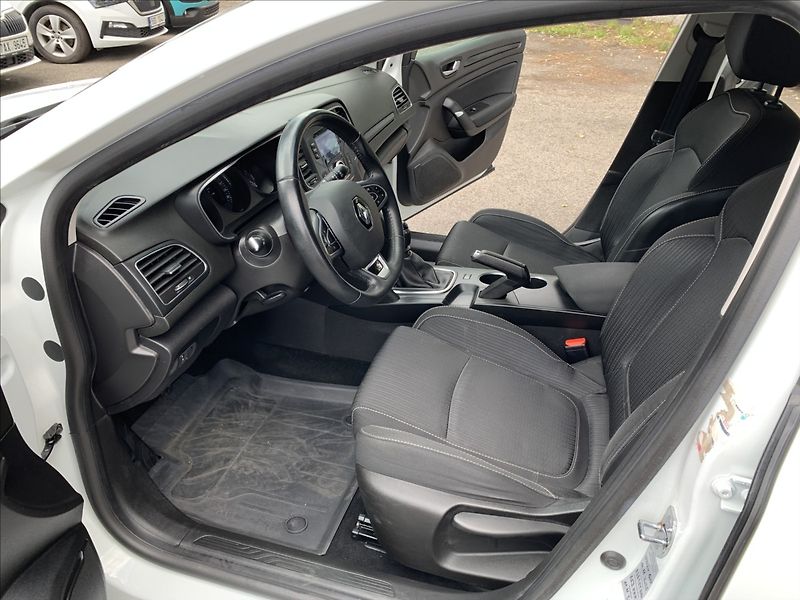 Renault Mégane 1,3 TCe 1.MAJITEL ČR,SERVISKA - fotka 13 z 17