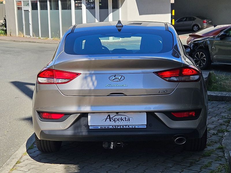 Hyundai i30 1,4 T-GDi 103kW, Style, 1.maj. - fotka 4 z 36