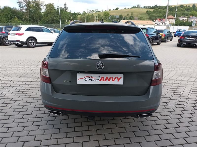Škoda Octavia 2,0 TDI,RS,NAVIGACE,KLIMA,AUT. - fotka 6 z 49
