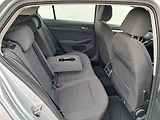 Volkswagen Golf (2022) LIFE 1.5 TSI / 96 kW M6 - náhled 21