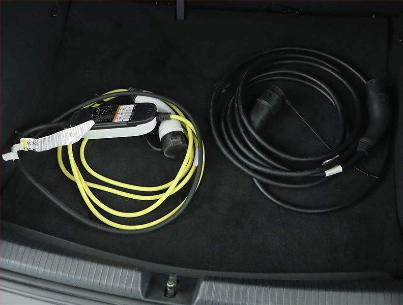 Volkswagen ID.3 (2021) Pro (62 kWh), SoH 90% - fotka 18 z 18
