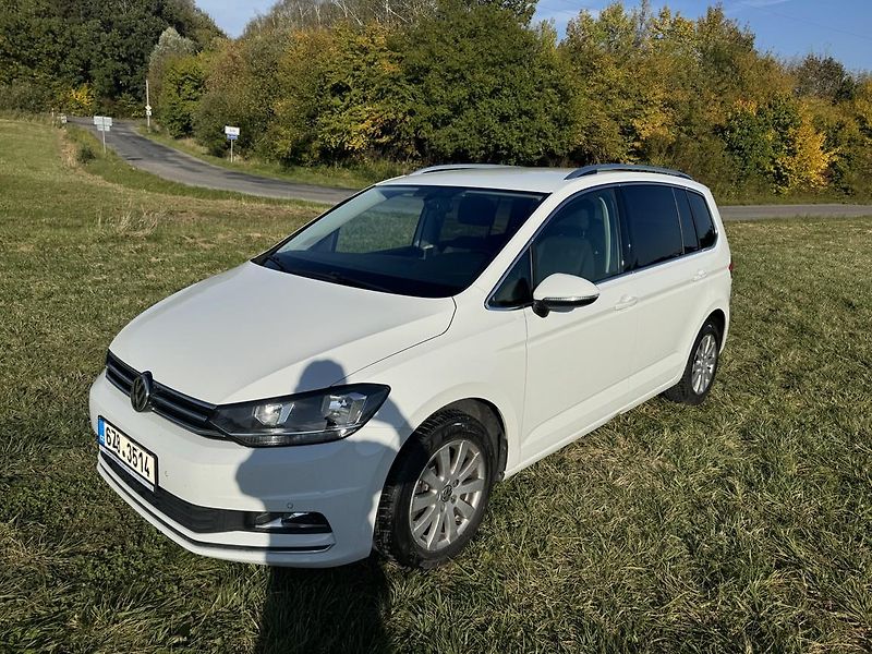 Volkswagen Touran (2017) - fotka 6 z 24
