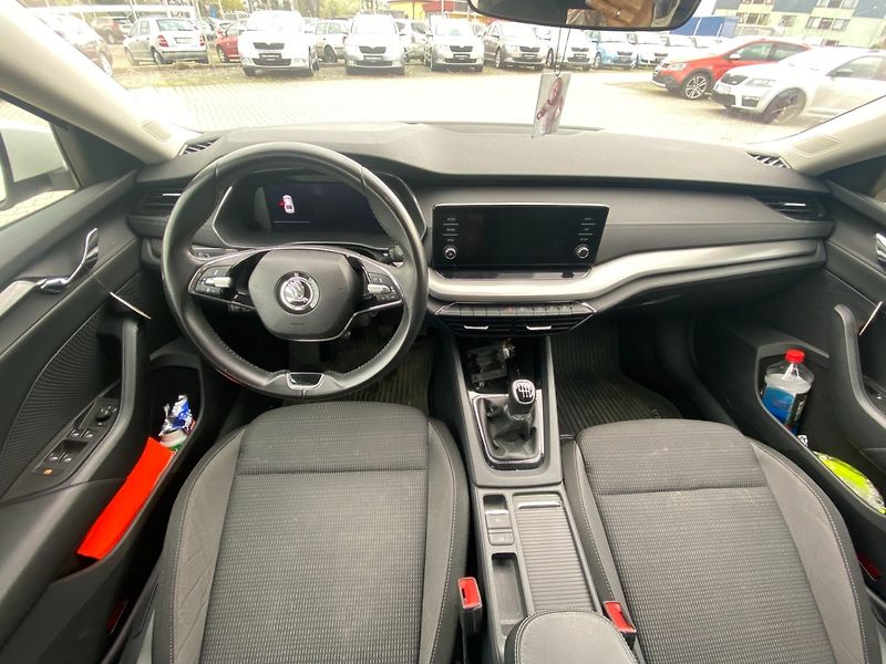 Škoda Octavia (2020) IV 1.5 TSi 110kW Ambiente - fotka 7 z 29