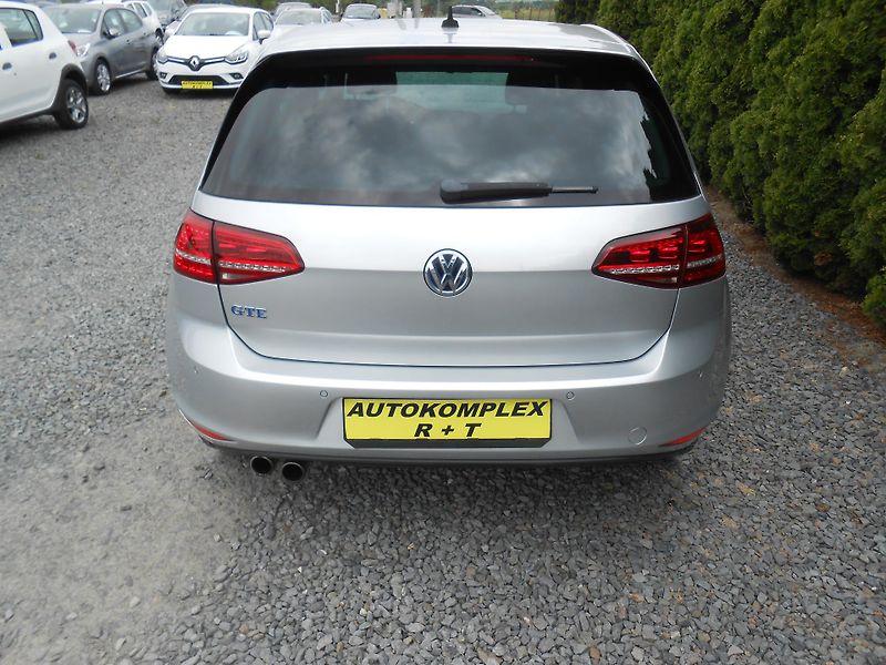 Volkswagen Golf GTE,PLUG-inHybrid,72TKm! - fotka 40 z 40