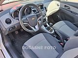 Chevrolet Cruze (2010) 1.6 16V, 1.maj,ČR - náhled 2