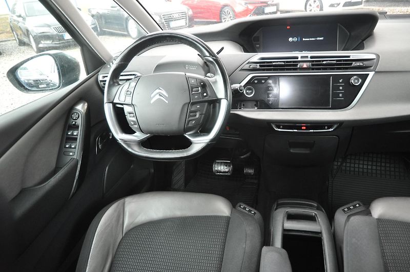 Citroën Grand C4 Picasso 1.6HDi 88kW Exclusive Automat - fotka 5 z 24