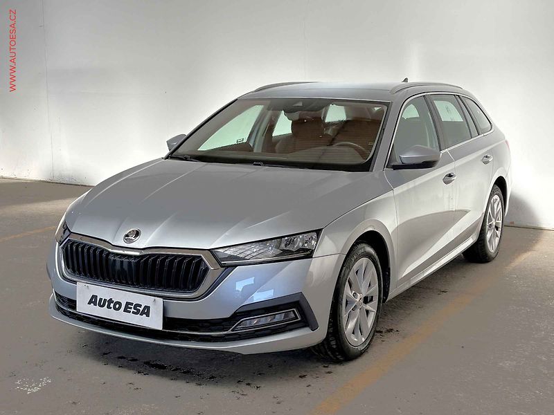 Škoda Octavia (2021) 2.0 TDi, 1.maj,ČR, Style - fotka 3 z 17