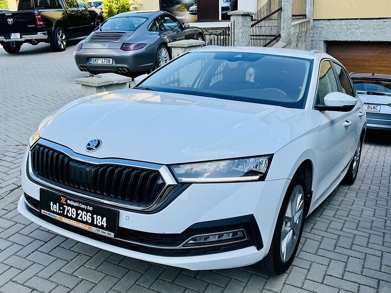 Škoda Octavia (2022) 1,5TSi 96kW CNG STYLE TAŽNÉ ČR - fotka 1 z 15