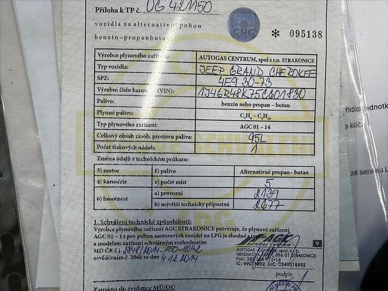 Jeep Grand Cherokee 3,7 154kW-LPG-SERVIS!! - fotka 37 z 37