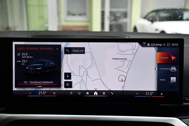 BMW i4 eDrive40 97%SoH - fotka 30 z 38