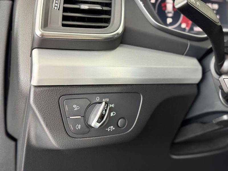 Audi SQ5 3,0TFSI Quattro*KeyLess*Tažné - fotka 29 z 41
