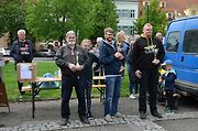 Veteránský závod odstartoval ve Velvarech na náměstí. Cíl byl na náměstí ve Slaném.