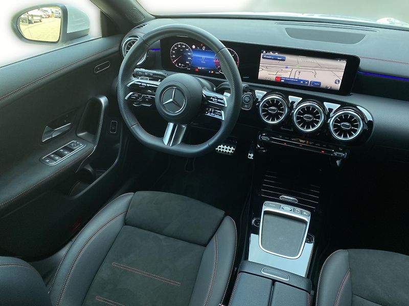 Mercedes-Benz CLA 180 d Shooting Brake - fotka 13 z 28