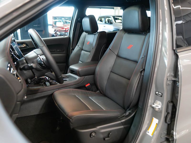 Dodge Durango (2026) 5.7 G/T Premium V8 Tow N Go - fotka 14 z 40