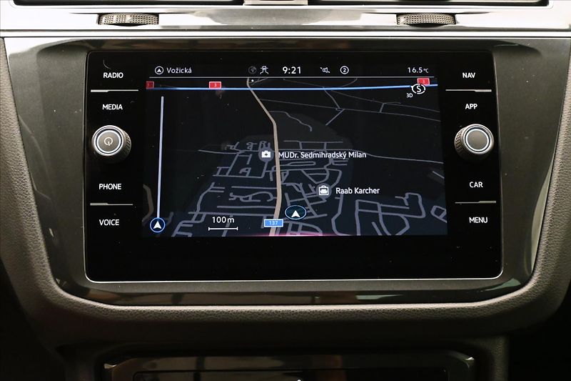 Volkswagen Tiguan 2,0 TDI 110 kW DSG Life Záruka - fotka 20 z 33