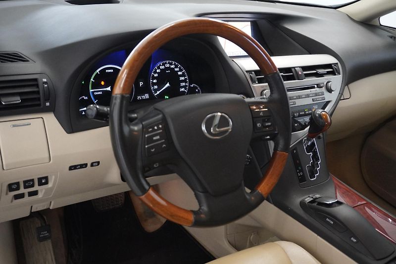 Lexus RX 450h 3,5I V6 E-FOUR AUT. - fotka 15 z 30