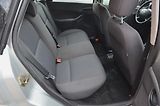 Ford Focus (2004) 1.6i Zetec 74kW / ČR / 115tkm - náhled 12