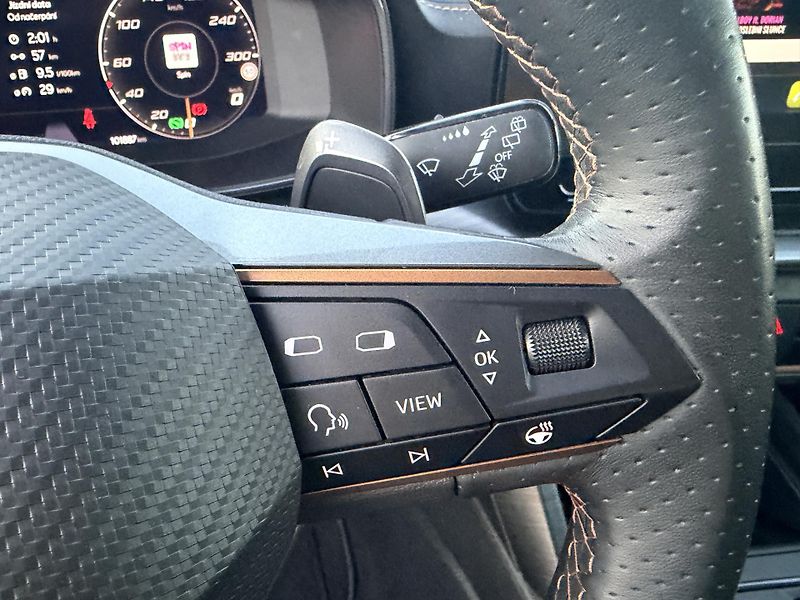 Cupra Formentor 1.5TSI 110KW DSG LED - fotka 18 z 54