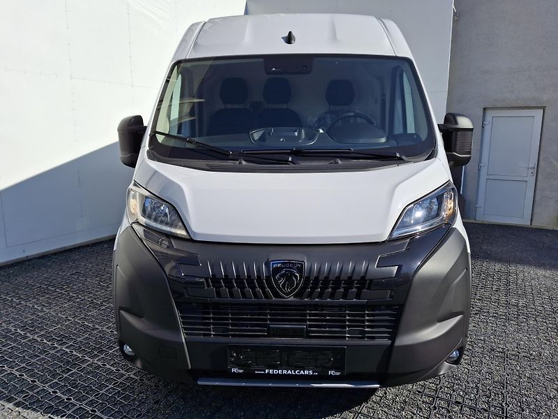Peugeot Boxer (2026) Furgon 3300 L2H2 BlueHDi 120k  - fotka 2 z 29
