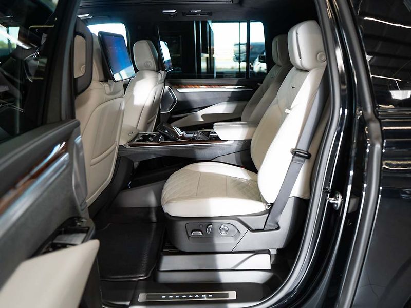 Cadillac Escalade (2026) 6.2 ESV Sport Platinum 2026 - fotka 37 z 45