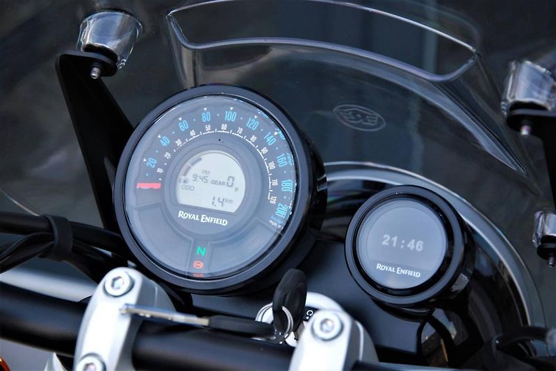 Royal Enfield Super Meteor 650 (2026) - fotka 18 z 25