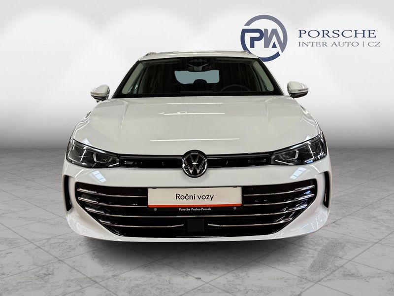 Volkswagen Passat Elegance 2,0 TDI 110 kW - fotka 2 z 25
