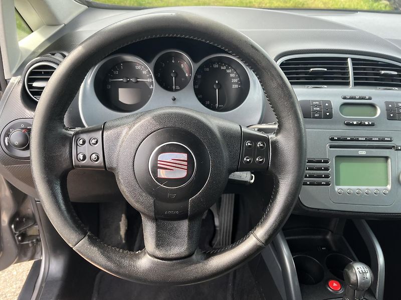 Seat Altea 1.9 TDI XXL - fotka 15 z 18