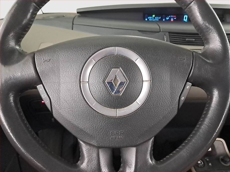 Renault Espace (2005) 1.9 dCi, Tažné, CZ doklady - fotka 18 z 20