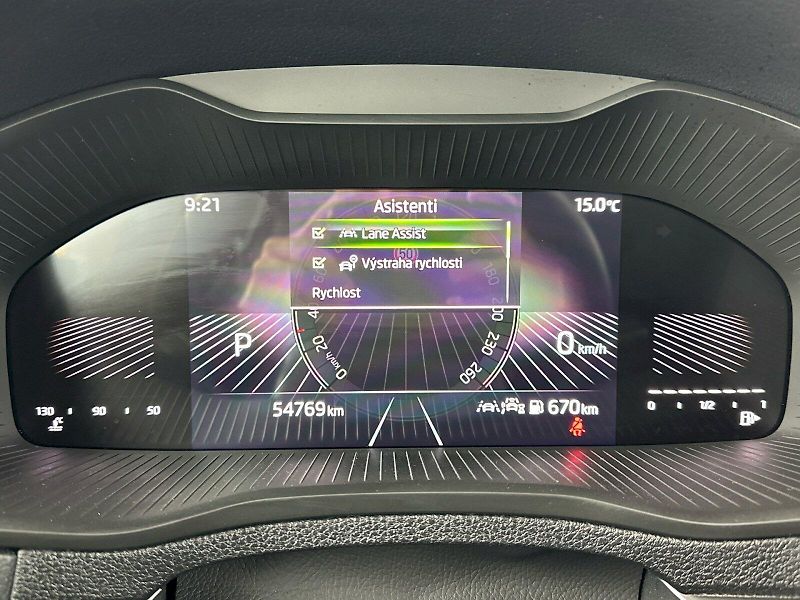 Škoda Karoq (2024) DSG 1.5TSI 110kW Selection Fre - fotka 10 z 31