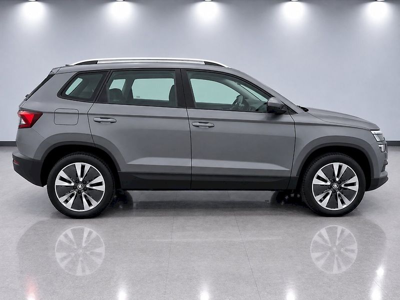 Škoda Karoq (2018) AMBITION TSI 1.0/85KW 6MP - fotka 9 z 23