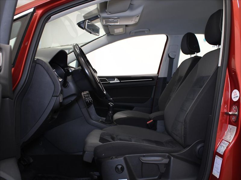 Volkswagen Golf Sportsvan 1,6 TDi 81kW Highline 120tkm! - fotka 6 z 23