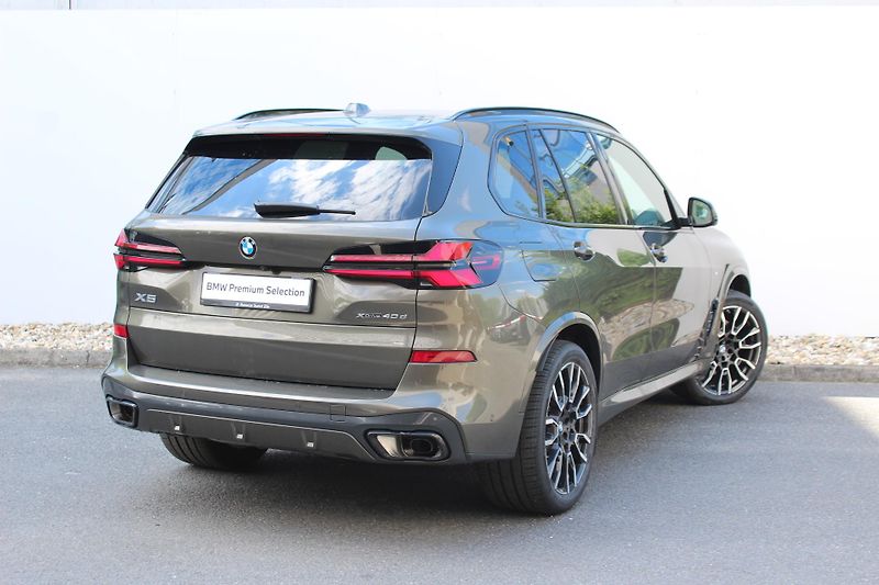 BMW X5 xDrive40d Mpaket - fotka 2 z 26