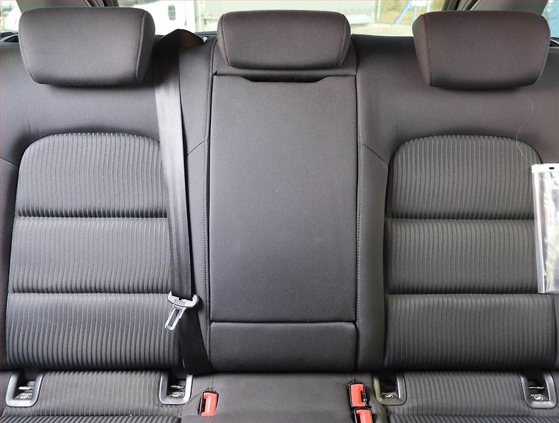 Audi A4 (2012) 2.0 TDI, Navi, Tempomat - fotka 10 z 16