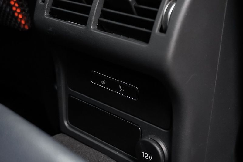 Jaguar XE S SUPERCHARGED DPH - fotka 23 z 33