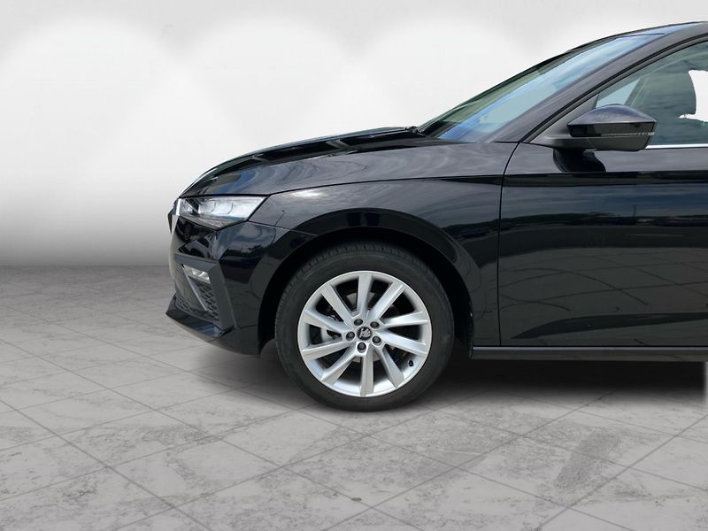 Škoda Scala 1.0 TSI 85kW TOP SELECTION DSG - fotka 10 z 30
