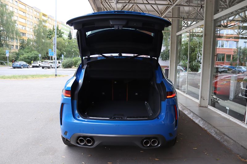 Jaguar F-Pace SVR 5.0 V8 AWD 405kW DPH - fotka 39 z 50