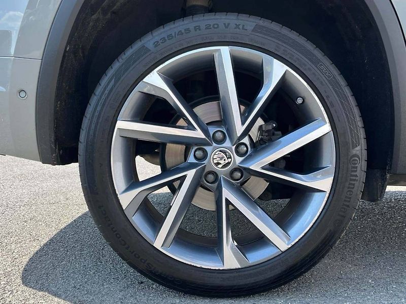 Škoda Kodiaq (2024) 2.0 TDI Sportline Exclusive 4x - fotka 7 z 20