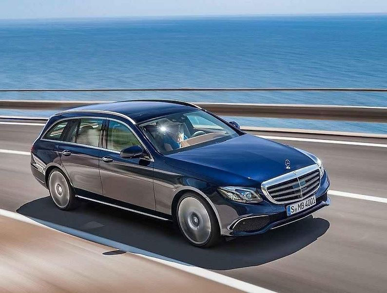 Mercedes-Benz E kombi.