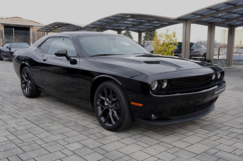 Dodge Challenger 3.6 V6 automat,/kůže/xenony - fotka 8 z 37
